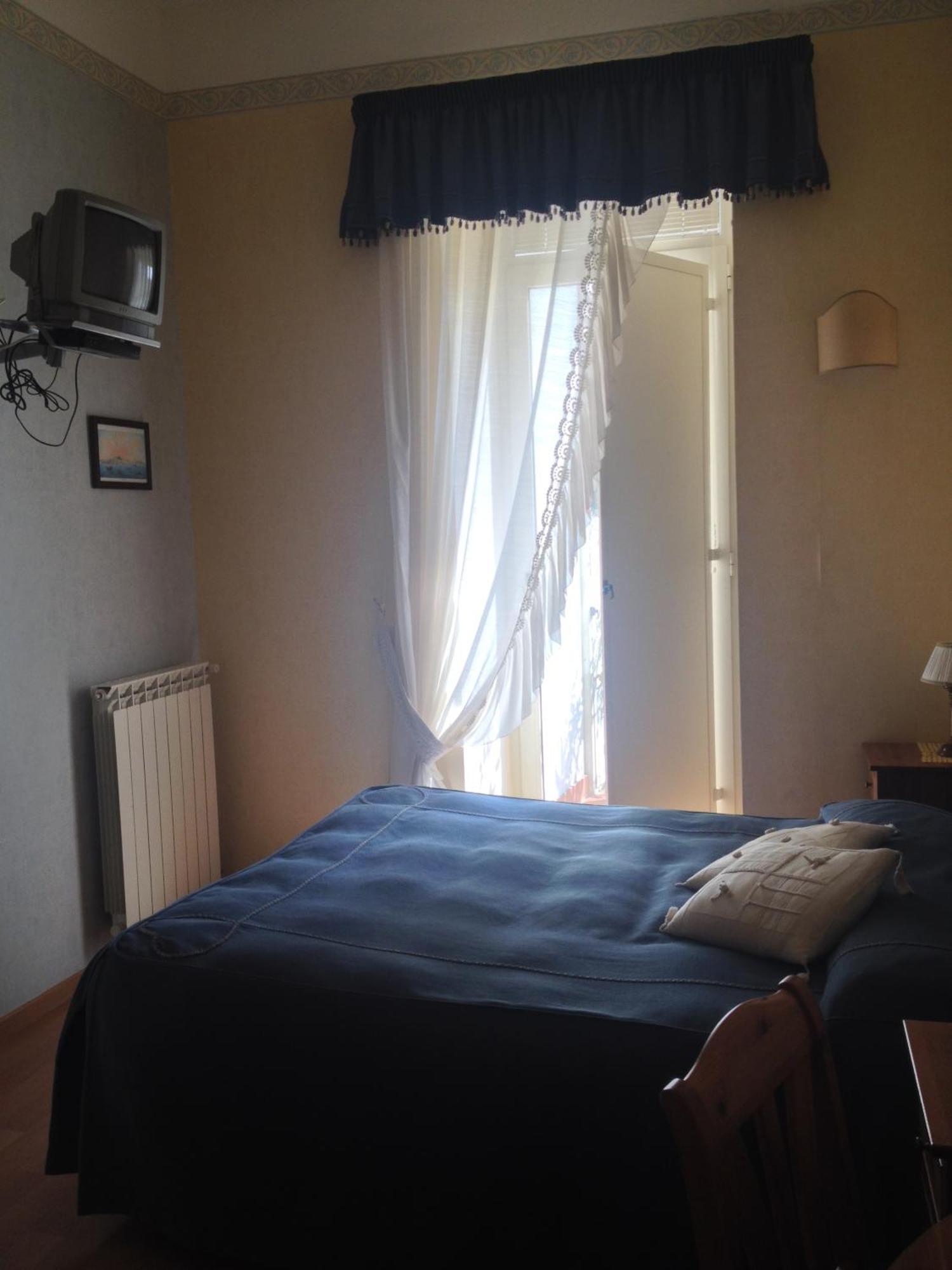 B&B Bonapace Portanolana Neapel Zimmer foto